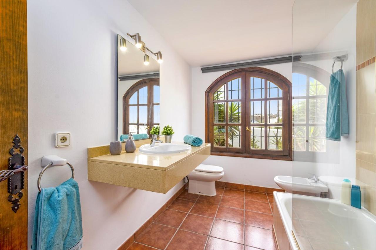 Villa Nikki By Villa Plus Puerto del Carmen  Buitenkant foto