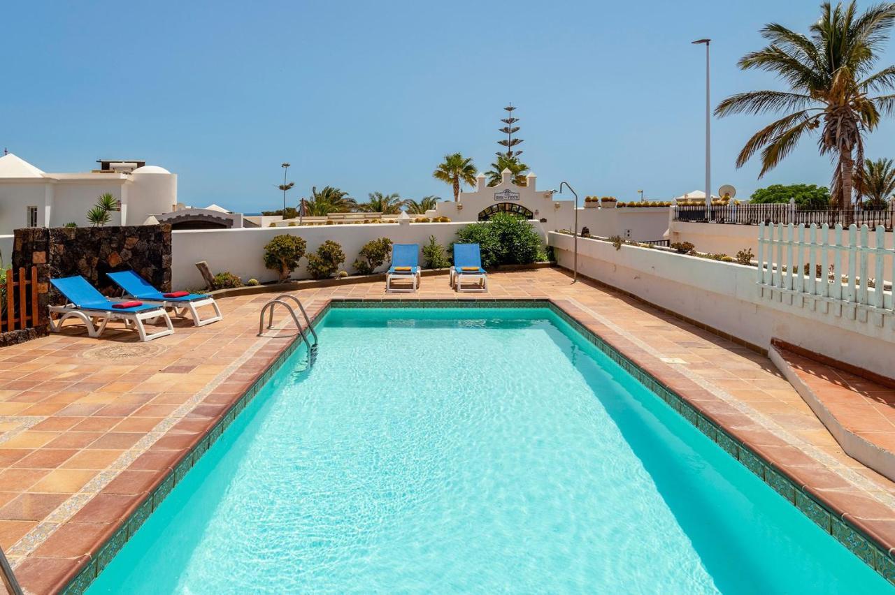 Villa Nikki By Villa Plus Puerto del Carmen  Buitenkant foto